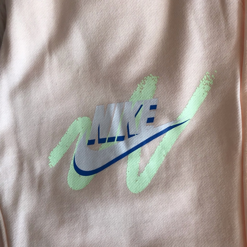 NWT Nike  sportswear sweatpants - Picture 3 of 6